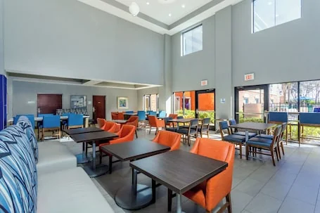 Holiday Inn Express Hotel & Suites Ocoee East by IHG