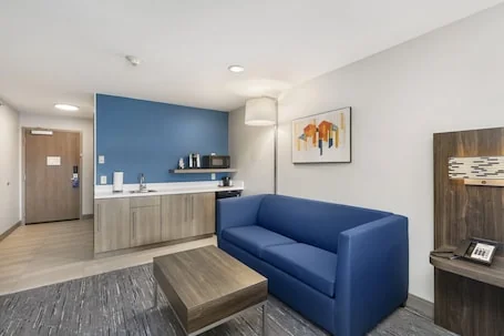 Holiday Inn Express Hotel & Suites Peru – Lasalle Area by IHG