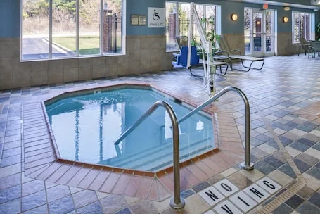 Holiday Inn Express Hotel & Suites Urbana-Champaign by IHG