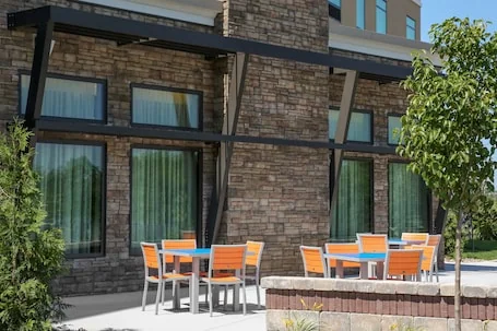 Holiday Inn Express Moline – Quad Cities Area by IHG