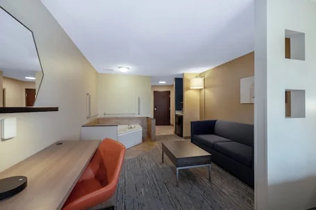 Holiday Inn Express Rochester South – Mayo Area by IHG
