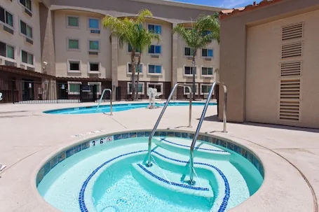 Holiday Inn Express San Bernardino – Colton by IHG