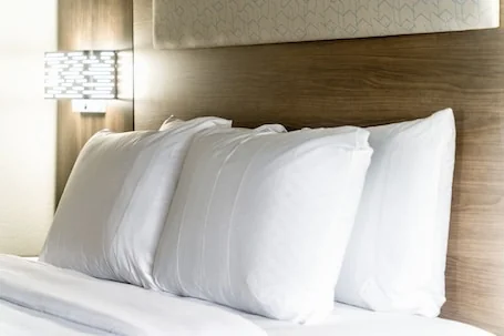 Holiday Inn Express & Suites Phoenix – Mesa West by IHG