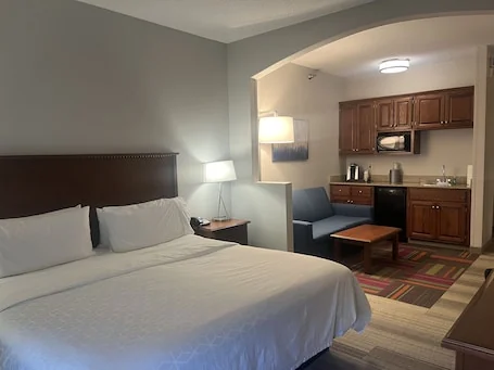 Holiday Inn Express & Suites Sioux Falls At Empire Mall by IHG