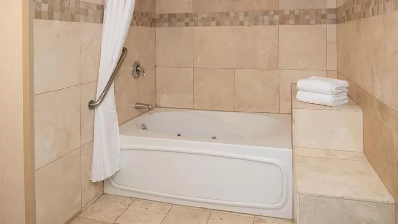 Holiday Inn Portland – Columbia Riverfront by IHG