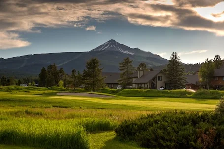 Home on Big Sky Golf Course w/fireplace & community pool -The Lone Peak Lookout