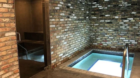 Hôtel Gaythering – Gay Hotel – All Adults Welcome