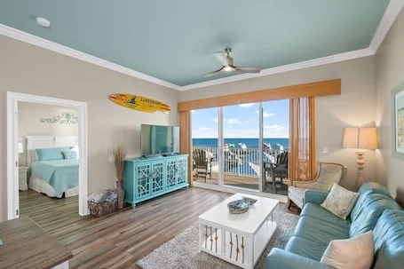 Indies 602 | 2BR/2BA Beachfront Condo | Sleeps 6 | Gulf Views & Pool Access