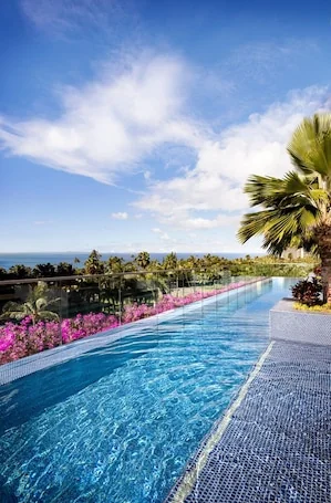 Ka Laʻi Waikiki Beach, LXR Hotels & Resorts