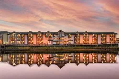 Kathryn Riverfront Inn, an Ascend Collection Hotel