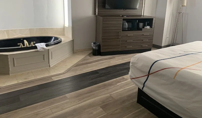 La Quinta Inn & Suites by Wyndham Okc North – Quail Springs