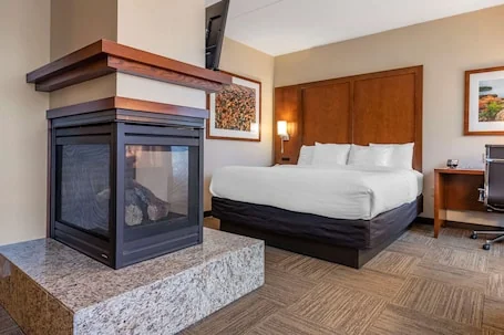 Lift Bridge Lodge, an Ascend Collection Hotel