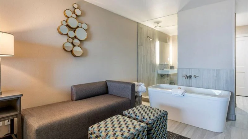Lincoln Sands Oceanfront Resort, Ascend Hotel Collection