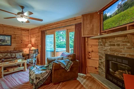 Loggers Run #8: 5 Bedrooms, 3.5 Baths