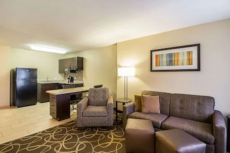 MainStay Suites Fargo – I-94 Medical Center