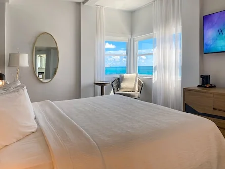 Marseilles Beachfront Hotel