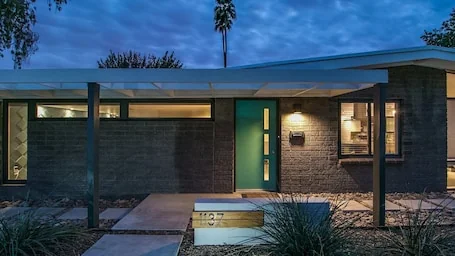 Mid-century Modern W/backyard Oasis, Putting Green