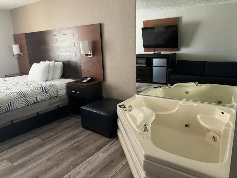 Motel 6 Tulsa Airport