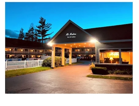 Mt Madison Inn & Suites