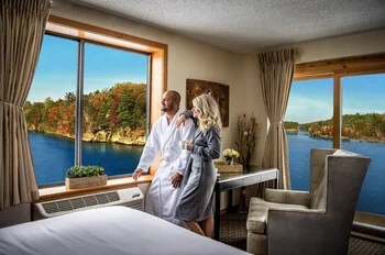 Natura Vue Resort & Boathouse