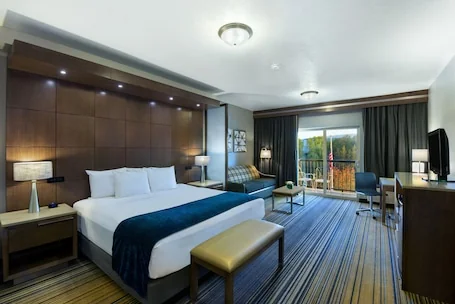 Oxford Suites Downtown Spokane