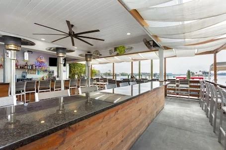 PaddleTail Waterfront Lodge, Trademark Collection by Wyndham