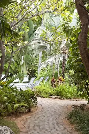 Paradise Inn Key West – Adults Only
