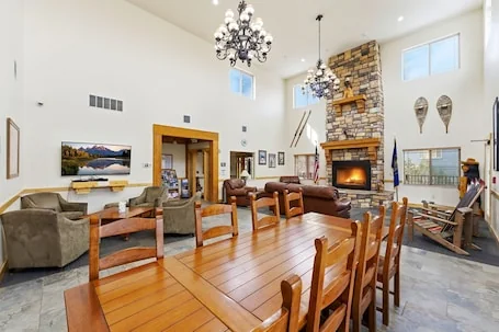Park City Après Escape | Hot Tub & Fireplace