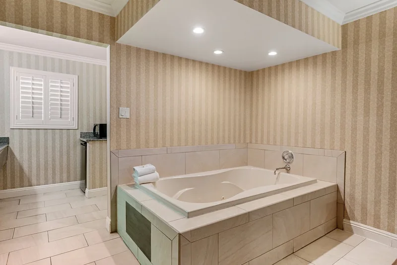Quality Inn & Suites Maingate