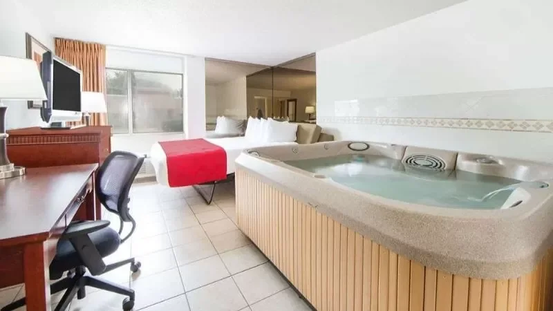 Ramada by Wyndham Enid