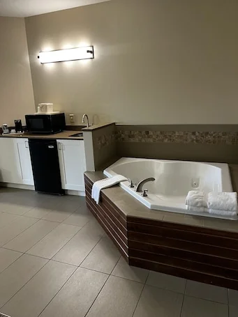 Rapid River Lodge