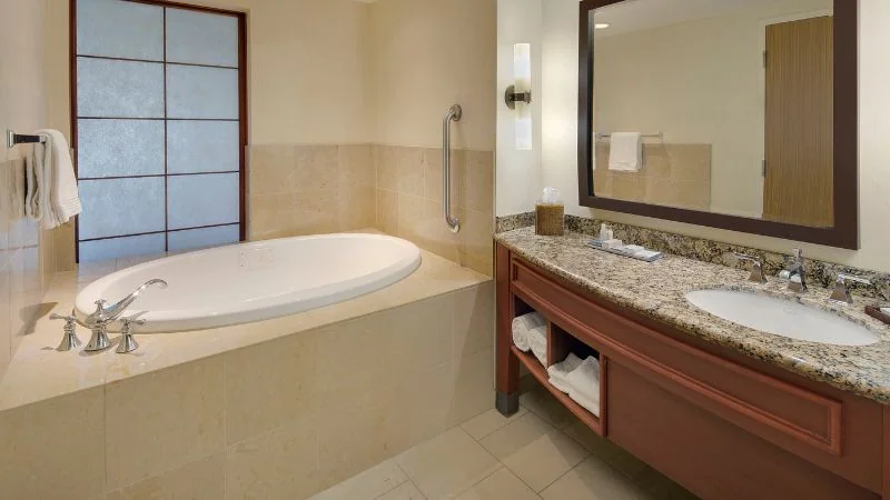 Renaissance Phoenix Glendale Hotel & Spa
