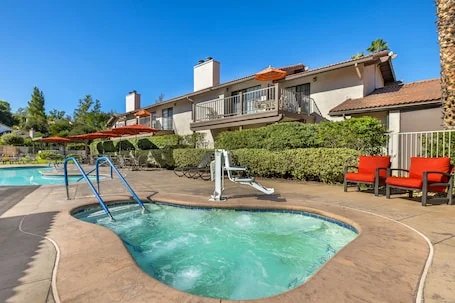 Riviera Oaks Resort