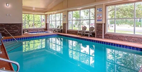 Seasons Inn Traverse City