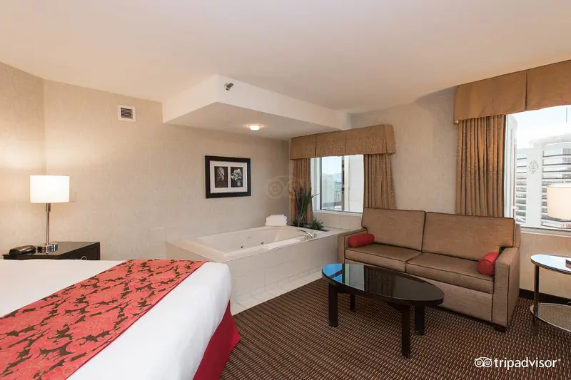 Silver Legacy Reno- A Caesars Rewards Destination
