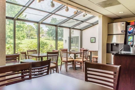Sleep Inn & Suites of Lancaster County