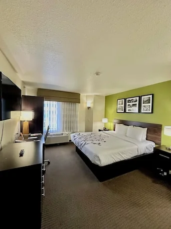 Sleep Inn & Suites Tulsa Central I-44