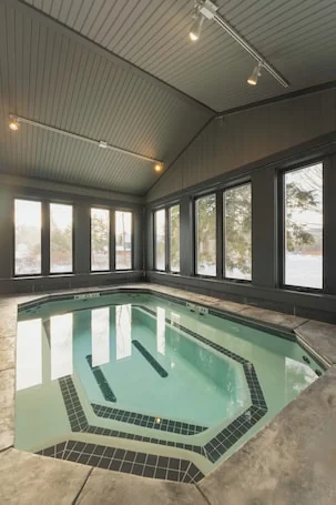 Sun & Ski Inn And Suites