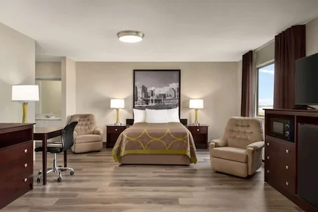 Super 8 by Wyndham Bethany MO