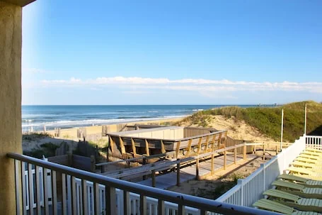 Surf Side Hotel