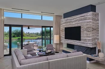 The Canyon Suites at The Phoenician, Luxury Collection