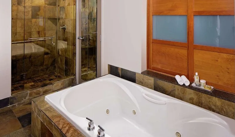 The Chrysalis Inn & Spa Bellingham, Curio Collection by Hilton