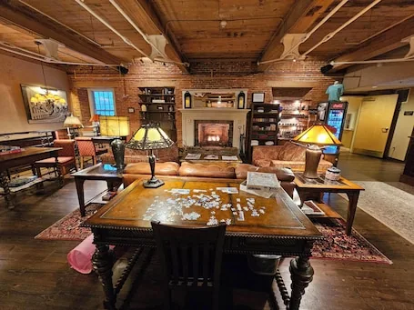 The Common Man Inn & Restaurant