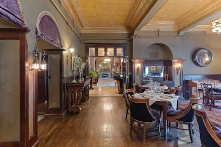 The Detroit Club