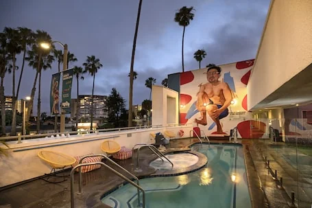 The Kinney – Venice Beach