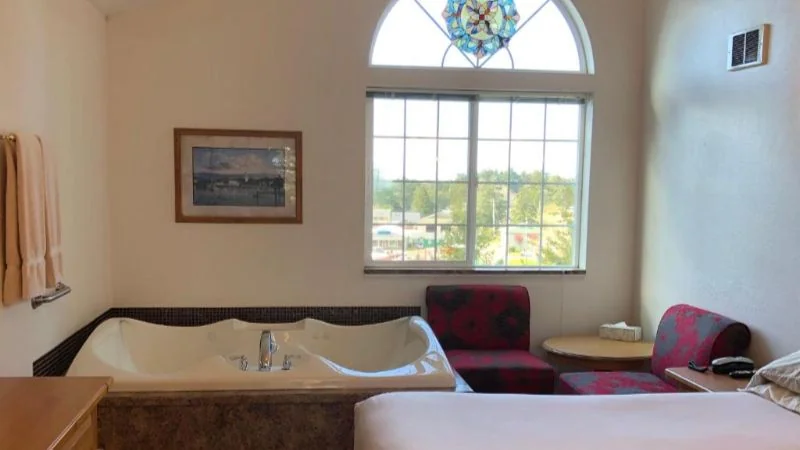 The Landmark Inn Florence, OR