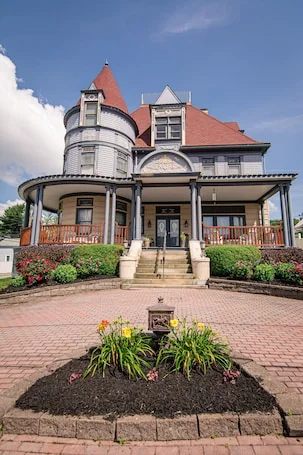 The Levi Deal Mansion Bed & Breakfast