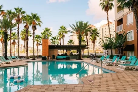 The Point Hotel & Suites Orlando