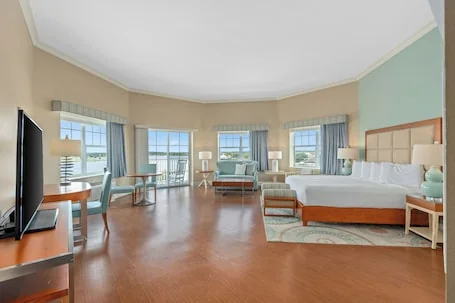 The Waterfront Inn