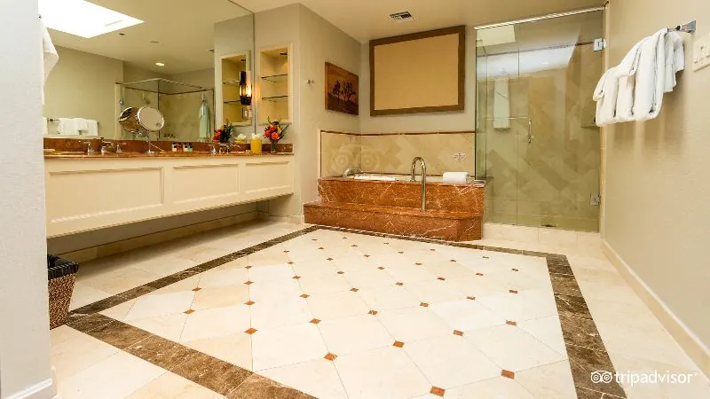 Tommy Bahama Miramonte Resort & Spa